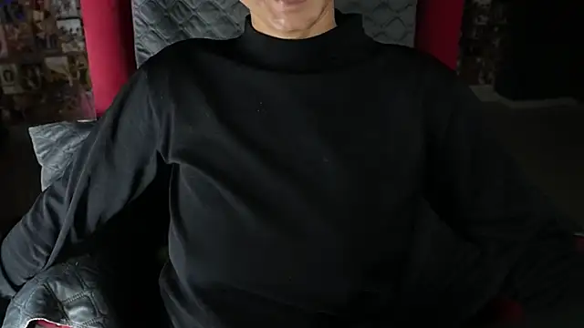 Snapshot of -AyeshaSinghania- chatting on 01.08.25 -AyeshaSinghania- online show from 01.08.25