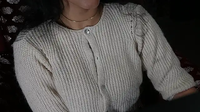 Snapshot of -AyeshaSinghania- chatting on 02.17.25 -AyeshaSinghania- online show from 02.17.25