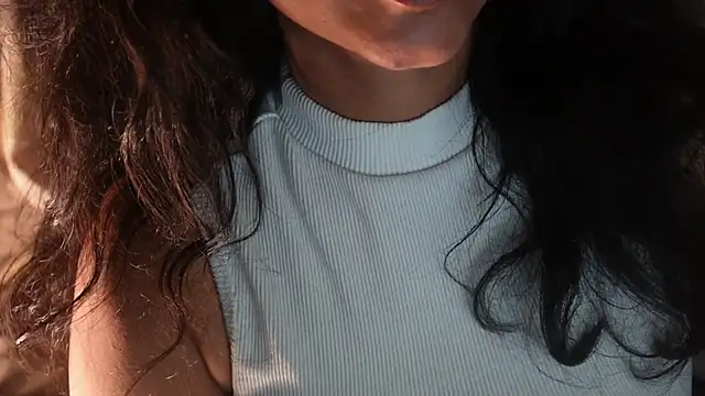 Snapshot of -AyeshaSinghania- chatting on 09.23.25 -AyeshaSinghania- online show from 09.23.25