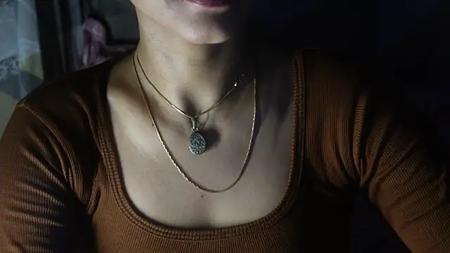 Snapshot of -AyeshaSinghania- chatting on 11.01.25 -AyeshaSinghania- online show from 11.01.25