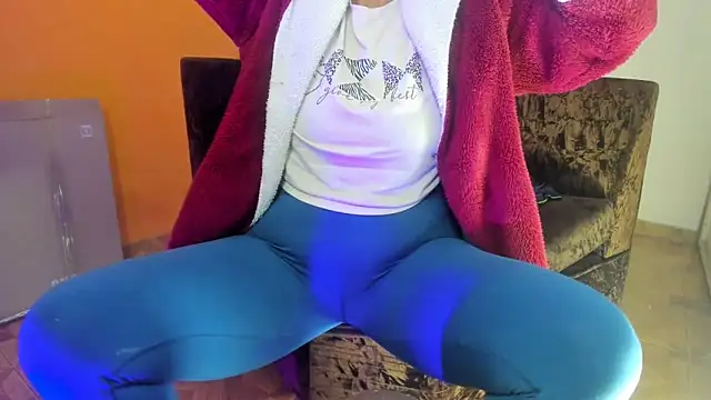 daleska ayala 1 online show from 12.18.24