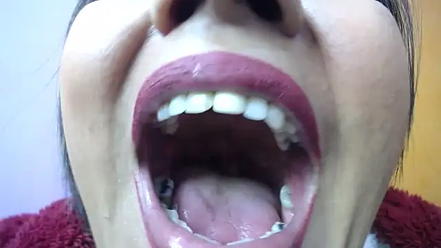 daleska ayala 1 online show from 01.01.25