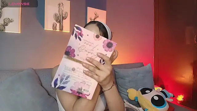 emily roberts1 online show from 09.12.25