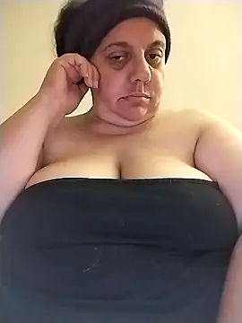 BustyBabyOfficial online show from 11.04.25