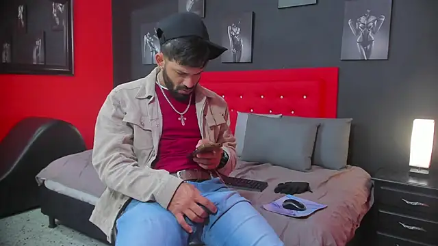 Thiagogomez online show from 10.03.25