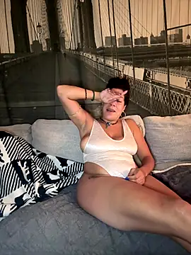 Bigbuttbrooklynn online show from 10.17.25