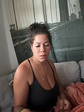Snapshot of Bigbuttbrooklynn chatting on 05.04.26 Bigbuttbrooklynn online show from 05.04.26
