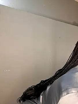 Snapshot of Toya_P chatting on 10.07.25 Toya P online show from 10.07.25