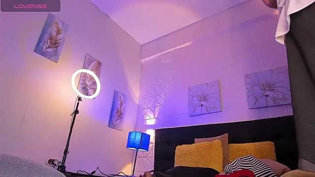 Snapshot of JUANDIAMONDS98 chatting on 09.29.25 JUANDIAMONDS98 online show from 09.29.25