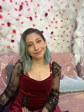 Snapshot of SkarletJhonson_ chatting on 10.07.25 SkarletJhonson online show from 10.07.25