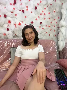 Snapshot of SkarletJhonson_ chatting on 11.12.25 SkarletJhonson online show from 11.12.25