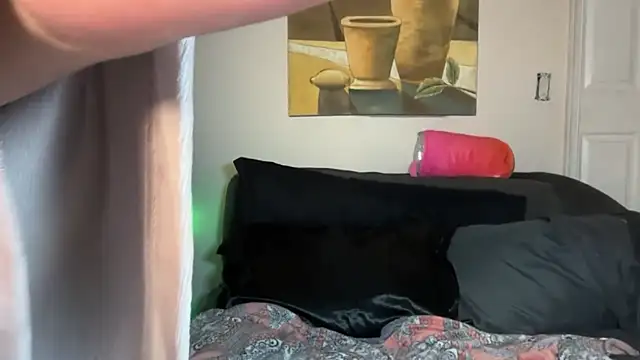 Snapshot of SashaEstrella chatting on 02.19.26 SashaEstrella online show from 02.19.26