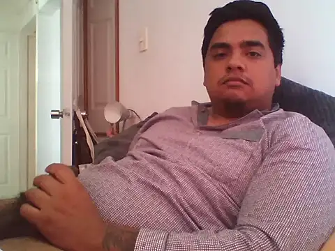 Snapshot of negritoo_xx chatting on 09.24.25 negritoo xx online show from 09.24.25