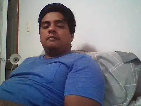 Snapshot of negritoo_xx chatting on 10.21.25 negritoo xx online show from 10.21.25