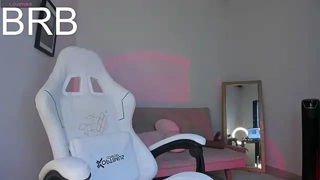 sweet pink  online show from 05.11.26