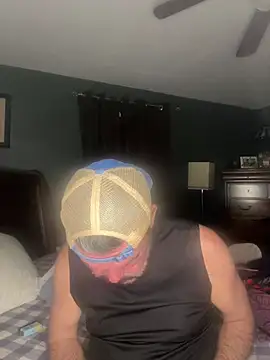 Snapshot of NYCLeatherBoi chatting on 01.05.25 NYCLeatherBoi online show from 01.05.25