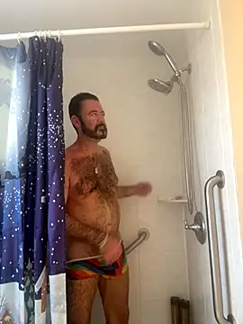 Snapshot of NYCLeatherBoi chatting on 12.20.25 NYCLeatherBoi online show from 12.20.25