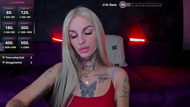 Snapshot of angel_devil_forever chatting on 10.12.25 angel devil forever online show from 10.12.25