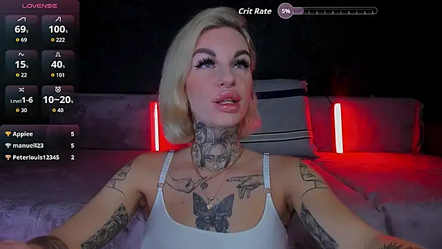 Snapshot of angel_devil_forever chatting on 11.06.25 angel devil forever online show from 11.06.25