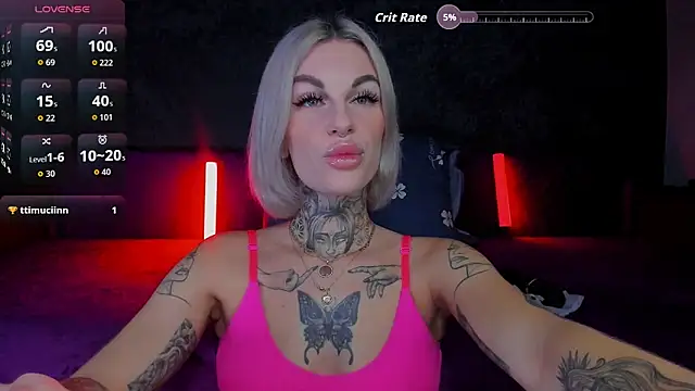 Snapshot of angel_devil_forever chatting on 11.08.25 angel devil forever online show from 11.08.25