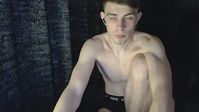 Student Oliver online show from 10.26.25