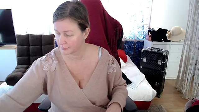 MarleneBloem online show from 02.19.25