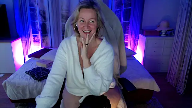 MarleneBloem online show from 11.14.25