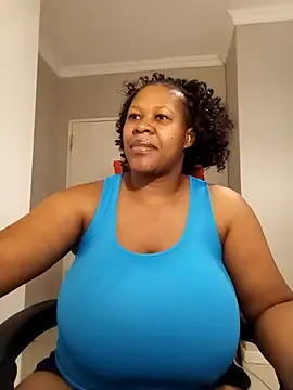 bustylisa1983 online show from 02.25.25