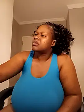 bustylisa1983 online show from 03.03.25