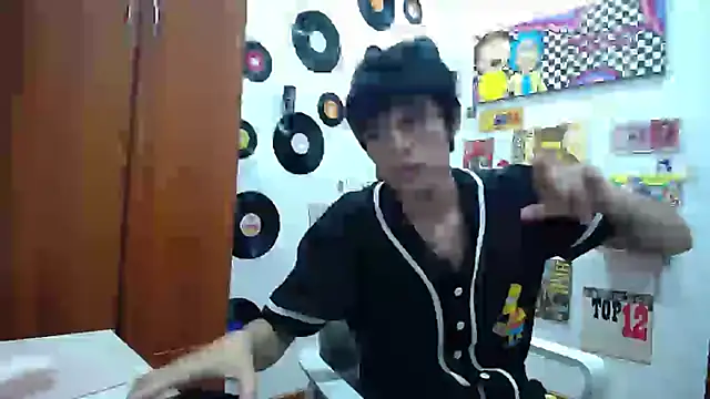 Snapshot of 9_Fernanda_9 chatting on 02.08.25 9 Fernanda 9 online show from 02.08.25