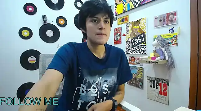 Snapshot of 9_Fernanda_9 chatting on 02.25.25 9 Fernanda 9 online show from 02.25.25