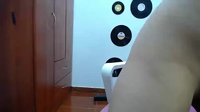 Snapshot of 9_Fernanda_9 chatting on 03.01.25 9 Fernanda 9 online show from 03.01.25