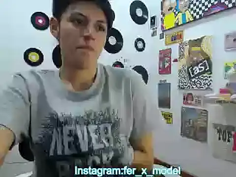 Snapshot of 9_Fernanda_9 chatting on 03.15.25 9 Fernanda 9 online show from 03.15.25