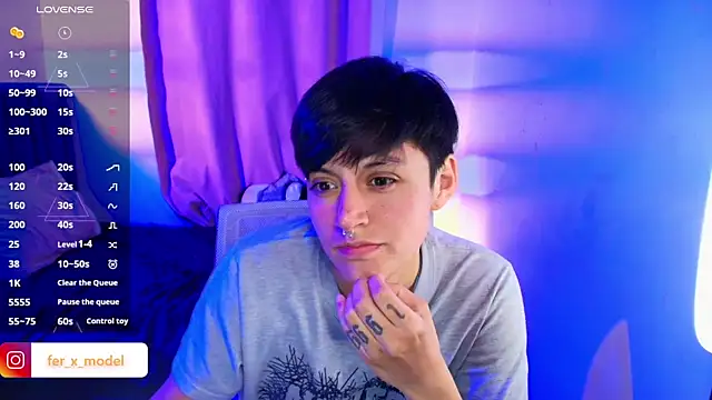 Snapshot of 9_Fernanda_9 chatting on 09.26.25 9 Fernanda 9 online show from 09.26.25