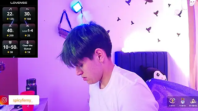 Snapshot of 9_Fernanda_9 chatting on 10.20.25 9 Fernanda 9 online show from 10.20.25