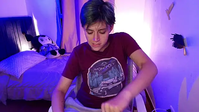 Snapshot of 9_Fernanda_9 chatting on 11.06.25 9 Fernanda 9 online show from 11.06.25