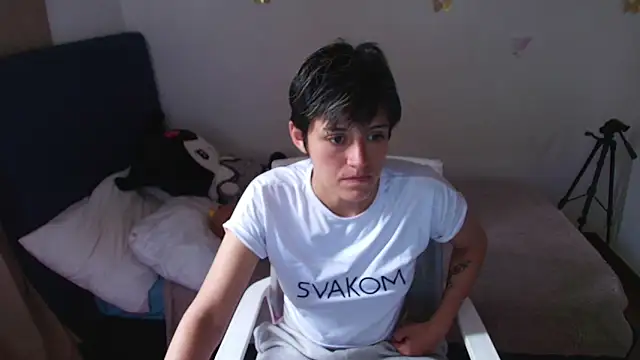 9 Fernanda 9 online show from 02.06.26