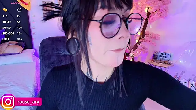 Aryrouse online show from 02.12.25