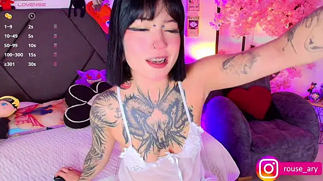 Aryrouse online show from 09.17.25