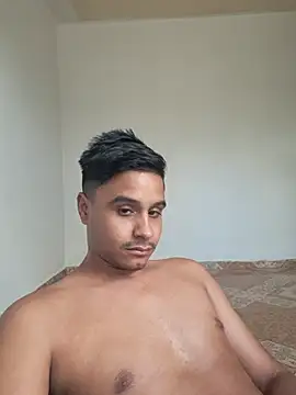 Snapshot of Timyboys24 chatting on 11.07.25 Timyboys24 online show from 11.07.25