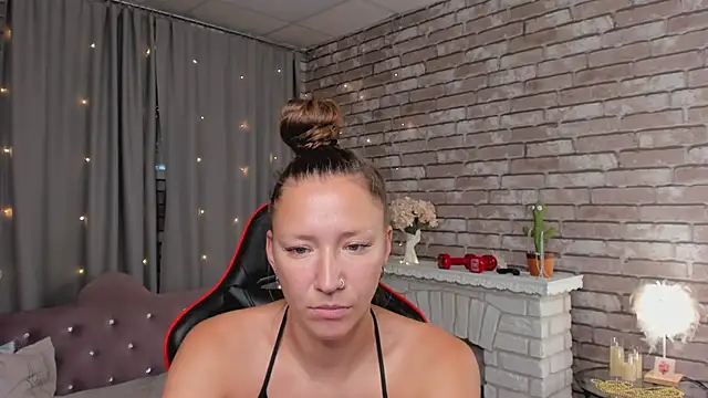 SarahCoksss online show from 07.05.26