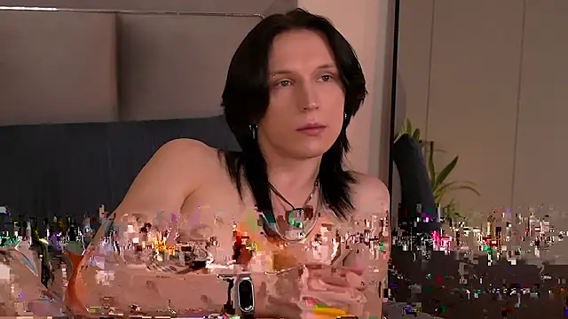 Snapshot of Matt-Colton chatting on 09.11.25 Matt-Colton online show from 09.11.25