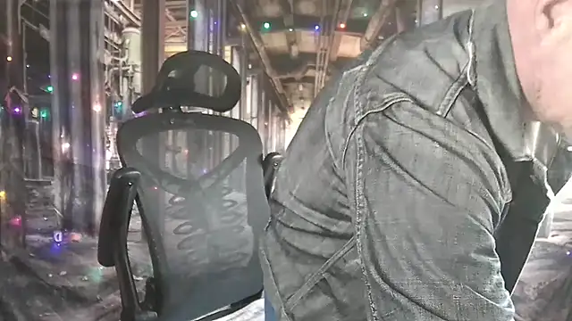 Snapshot of ManlyPrisonGuy chatting on 10.23.25 ManlyPrisonGuy online show from 10.23.25