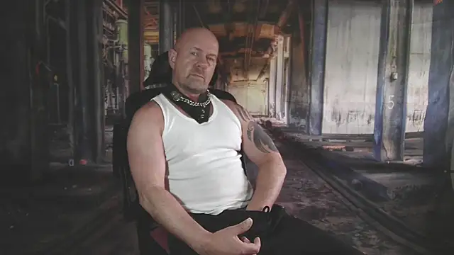 Snapshot of ManlyPrisonGuy chatting on 04.29.26 ManlyPrisonGuy online show from 04.29.26