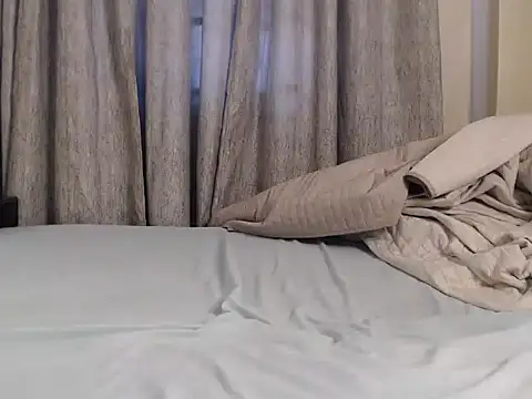 CurvyGlass online show from 12.29.24