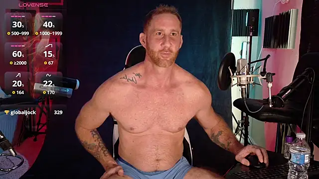 Snapshot of FiftyShadez chatting on 11.14.25 FiftyShadez online show from 11.14.25