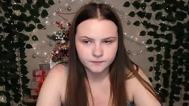 Snapshot of IxxiLiana chatting on 12.15.24 IxxiLiana online show from 12.15.24