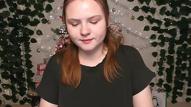 Snapshot of IxxiLiana chatting on 12.24.24 IxxiLiana online show from 12.24.24