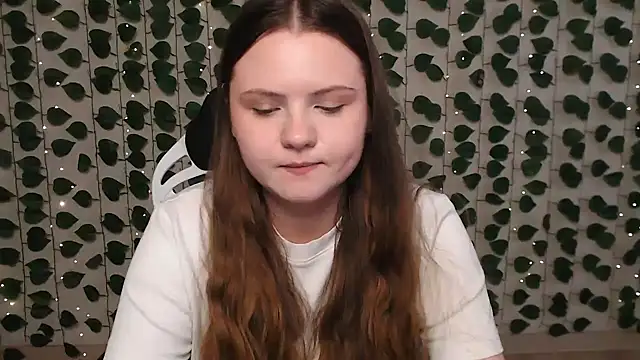 Snapshot of IxxiLiana chatting on 02.01.25 IxxiLiana online show from 02.01.25