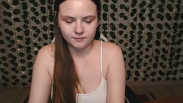 Snapshot of IxxiLiana chatting on 03.07.25 IxxiLiana online show from 03.07.25